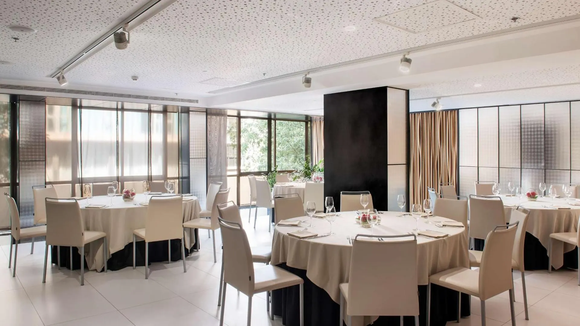 Nh Collection Barcelona Gran Hotel Calderon 5*,  Spain
